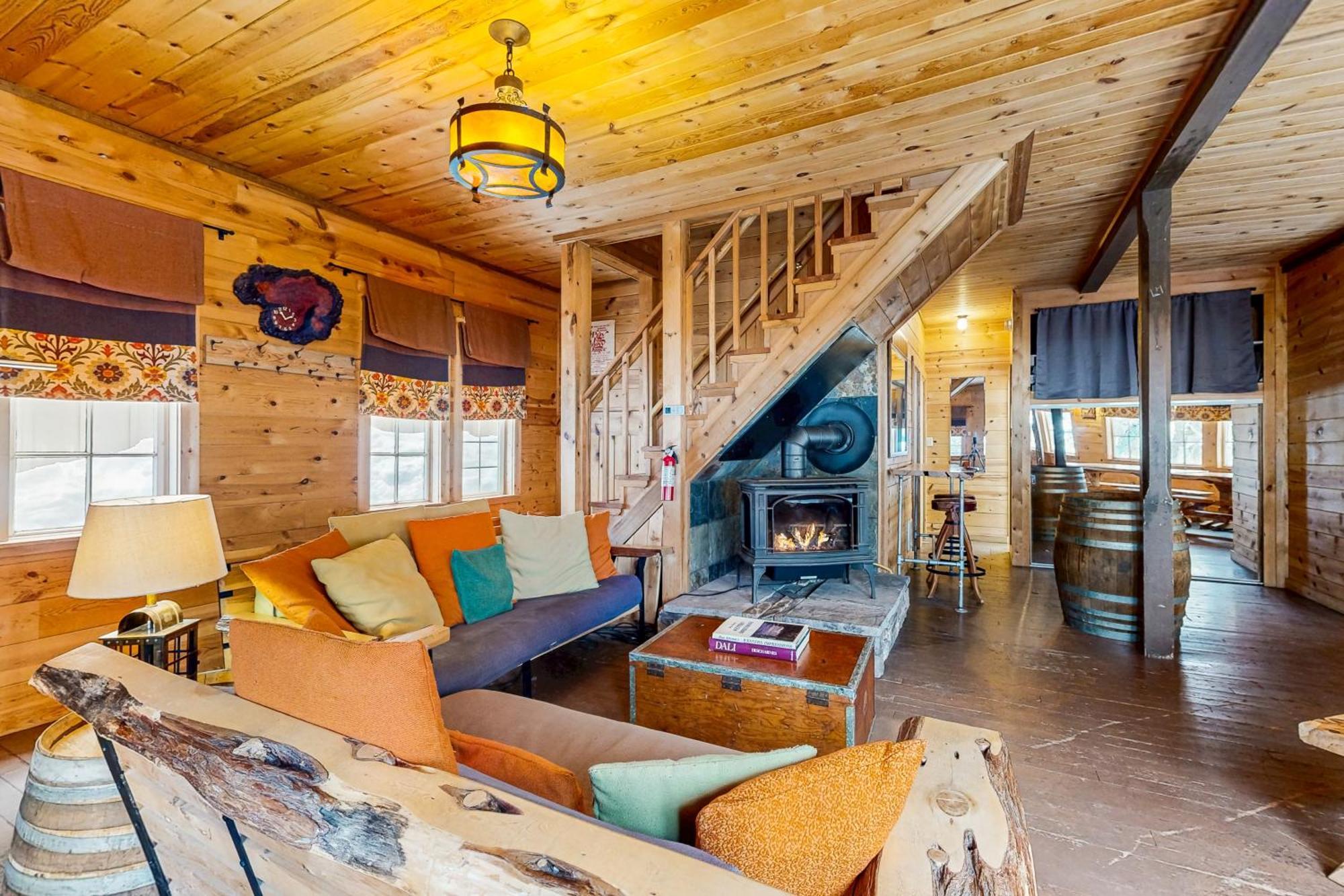 Flying Stag: Main Lodge Гавърнмънт Кемп Екстериор снимка