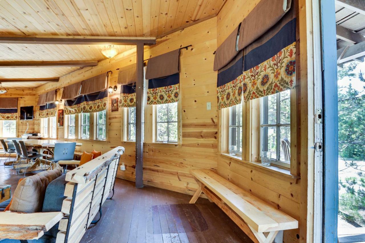 Flying Stag: Main Lodge Гавърнмънт Кемп Екстериор снимка