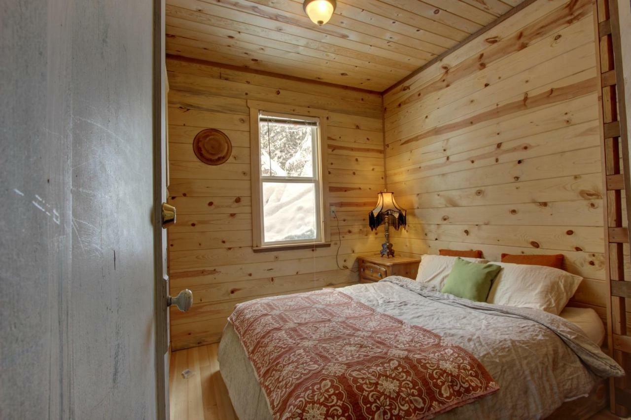 Flying Stag: Main Lodge Гавърнмънт Кемп Екстериор снимка