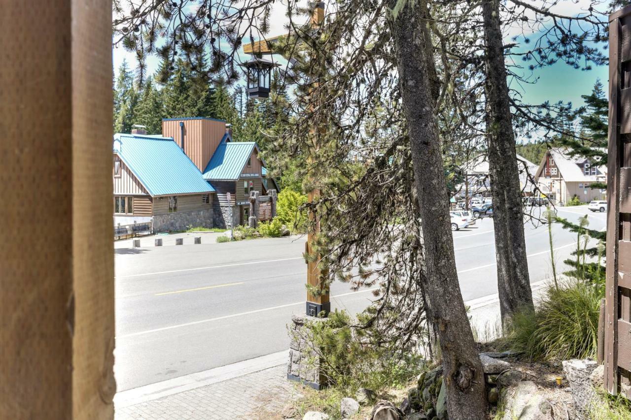 Flying Stag: Main Lodge Гавърнмънт Кемп Екстериор снимка
