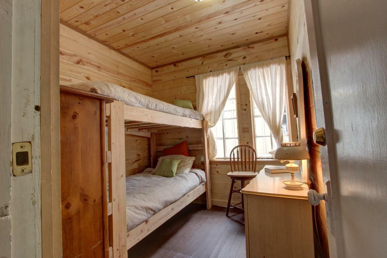 Flying Stag: Main Lodge Гавърнмънт Кемп Екстериор снимка